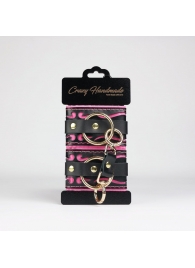 Черные кожаные наручники с розовой строчкой - Crazy Handmade - купить с доставкой в Барнауле Черные кожаные наручники с розовой строчкой - Crazy Handmade - купить с доставкой в Барнауле