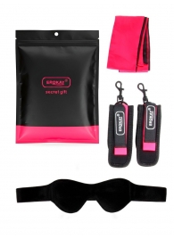 Черно-розовый эротический набор: маска, наручники и повязка - Erokay - купить с доставкой в Барнауле